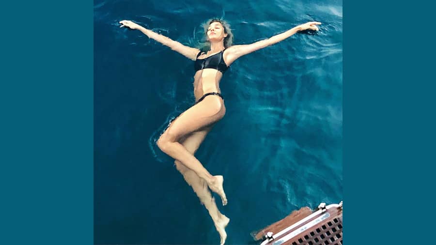 “The ocean is everything I want to be – mysterious , beautiful, wild and free,” says Lisa, and we cannot agree more! 