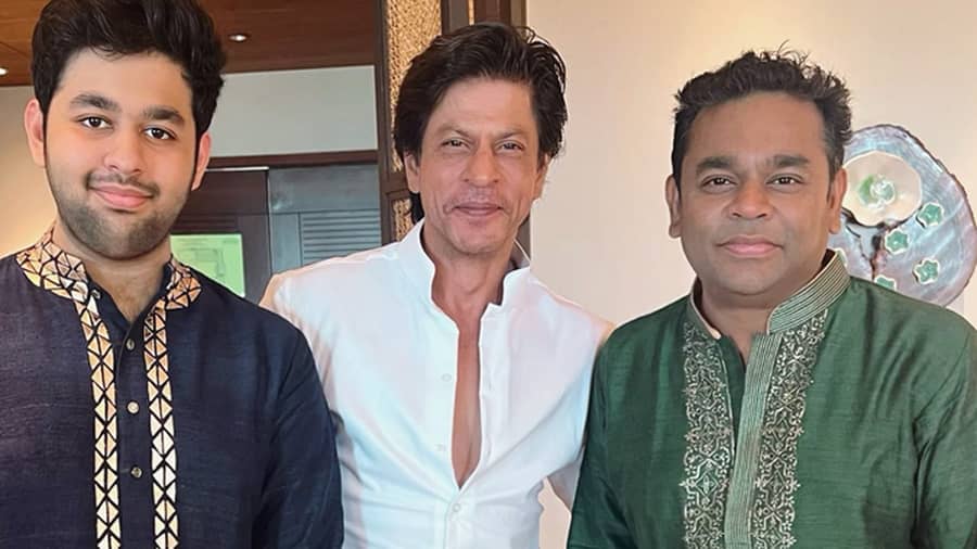 A. R. Rahman: Can there be a better version of “3 dapper boys” than this!