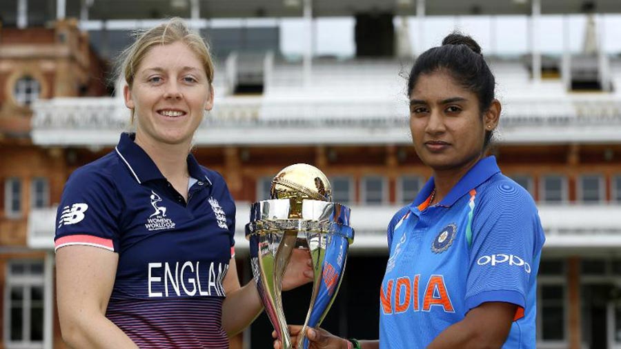 Raj (right) with Heather Knight, the England women’s team captain ahead of the 2017 Women’s World Cup final at Lord's