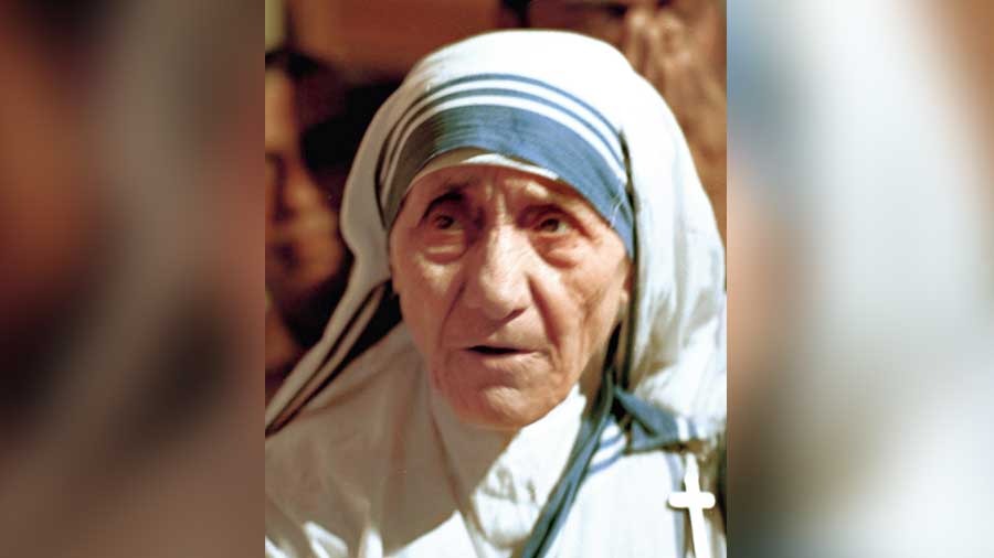 Meeting Mother Teresa was a turning point in Bhattacharya’s life