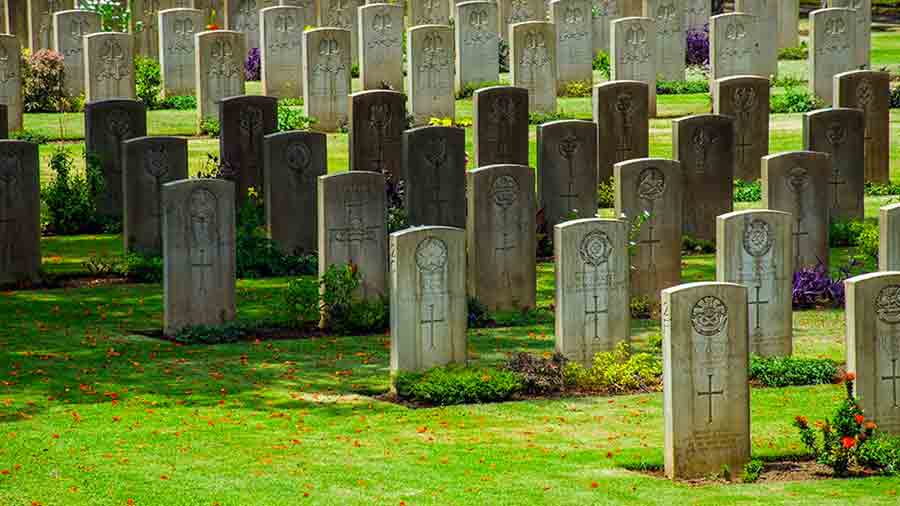 The cemetery contains 1,668 WWII Commonwealth graves