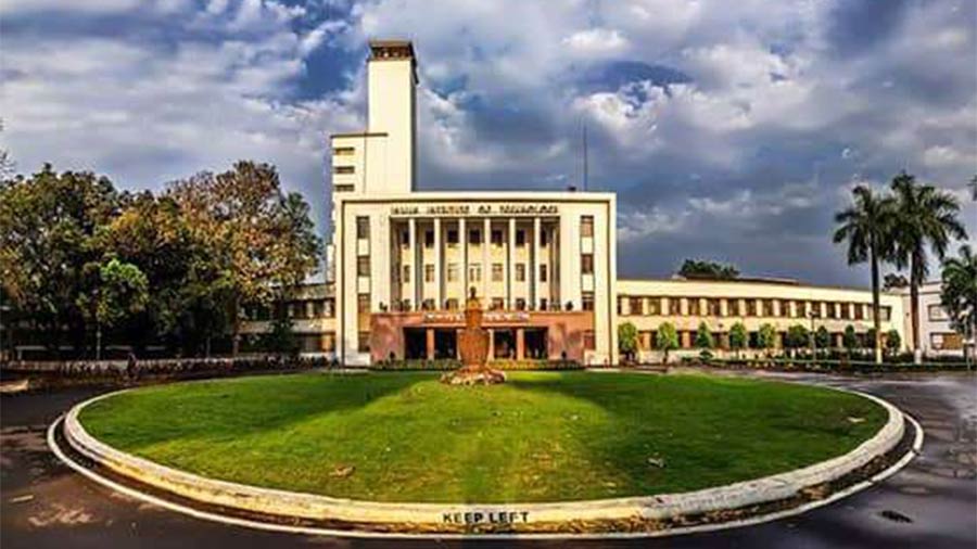 IIT Kharagpur allowed Amit to explore a number of extra-curricular activities, including swimming