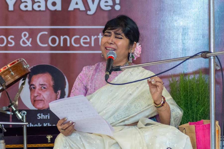  Soma Ghosh performs during the concert in a packed seminar hall.
