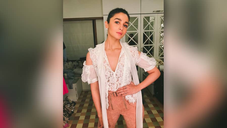 Lacey cold-shoulder top and high-waist buckled pants — Isha from ‘Brahmastra’ not only has us eagerly waiting for her next with hubby Ranbir Kapoor, but also her fashion quirks.