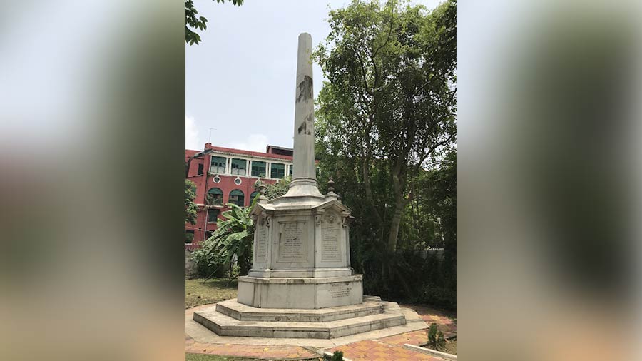 This Black Hole monument was erected by Curzon in 1902 as a replica of the original and brought to the church grounds in 1940