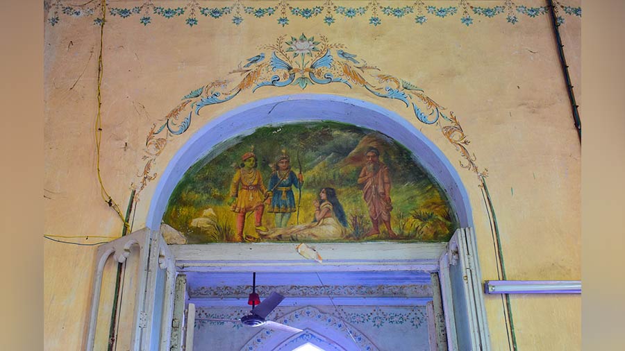 Frescoes inside Ranjan Palace