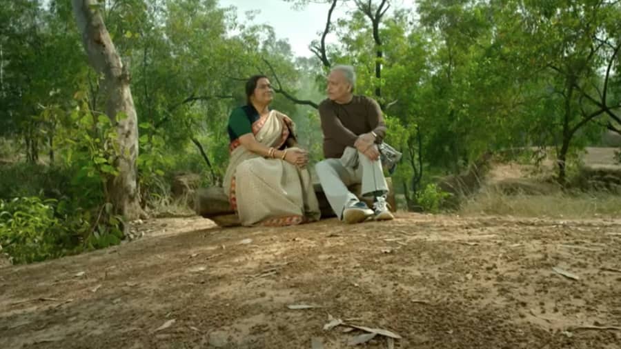 Soumitra Chatterjee and Swatilekha Sengupta in ‘Belashuru