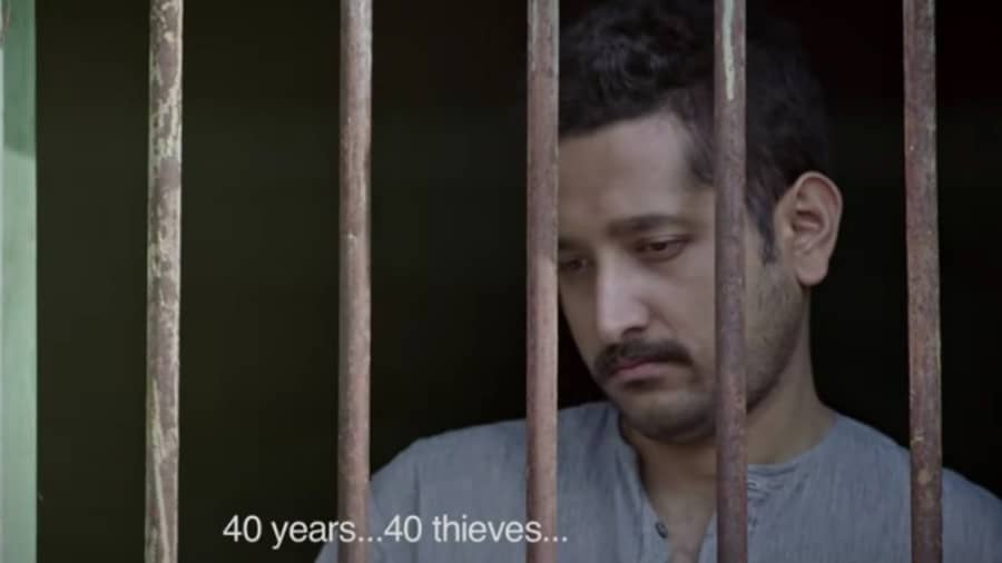 Samantaral (2017): Parambrata Chattopadhyay took cinephiles by surprise with the portrayal of an intersex man oppressed by the family and having to hide his gender identity. Riddhi, who played nephew to Parambrata, tries to break the mystery around his supposedly mentally ill uncle, unknowingly setting him off on a journey of self-exploration.