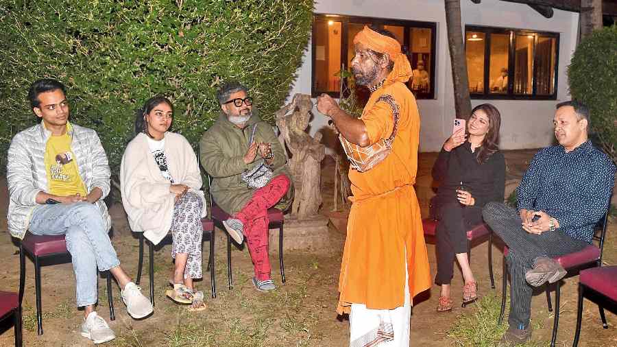 Robi Baul of Santiniketan mesmerised us with his renditions.