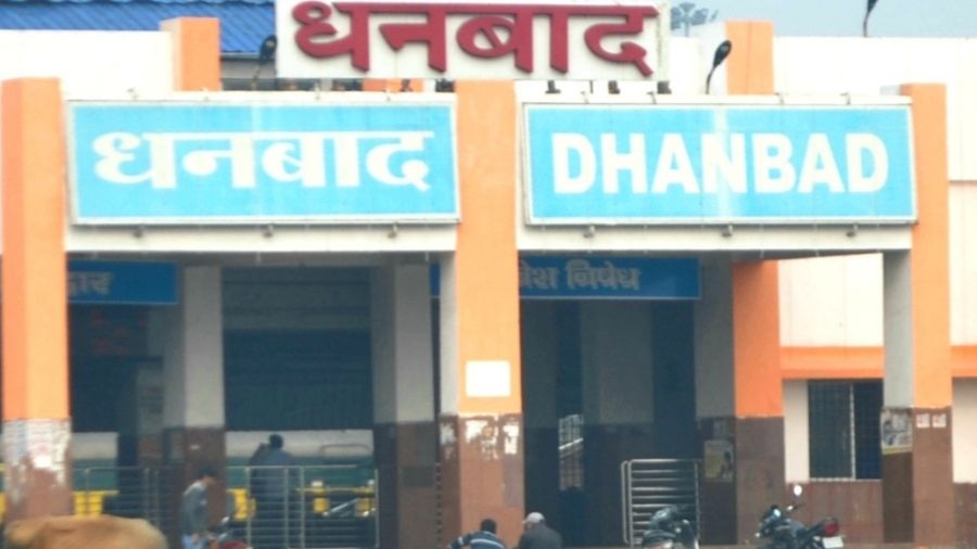 railways  Jharkhand: Dhanbad Rail Division earns highest goods