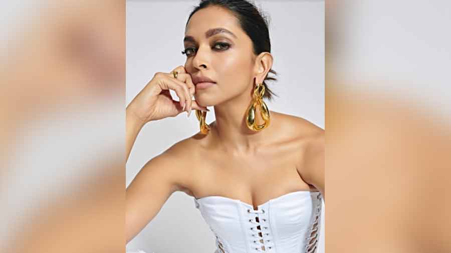 Online Shopping for Ramleela Earring | Earrings | Unique Indian Products by  AP … | Indian jewellery design, Latest fashion jewellery designs, Deepika  padukone style