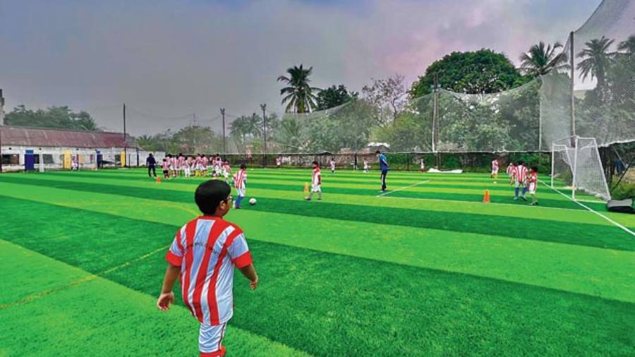 The vast turf offers space for mixed martial arts and is opening to host fight nights soon. The sports arena aims to hold national tournaments and other activities soon. Size-wise, it is a certified AstroTurf facility to be able to hold national futsal tournaments.