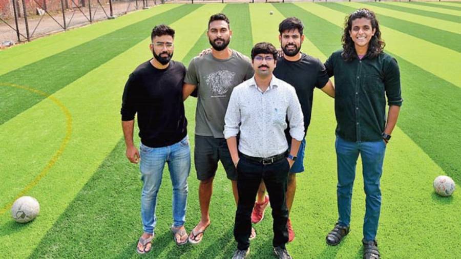 (L-R) Vinamra Burman, Arjun Das, Aparup Chakraborty, Aamir Khan and Shatadru Lawrence Dutt — the five men behind the VS Sports Arena 3.0 in Dum Dum.