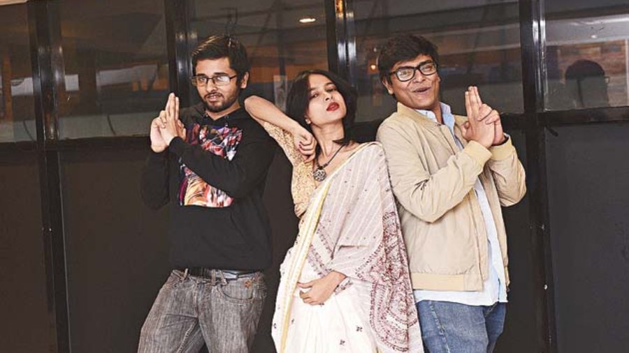 (L-R) '#Homecoming' cast members Rupayan Paul, Shweta Chaudhuri and Deeptarko Chowdhury