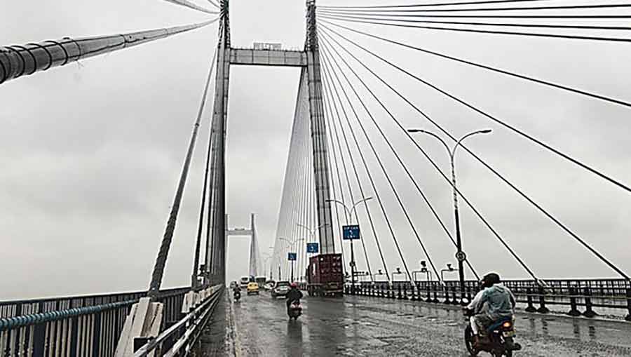 Kolkata's 'Golden Gate Bridge'