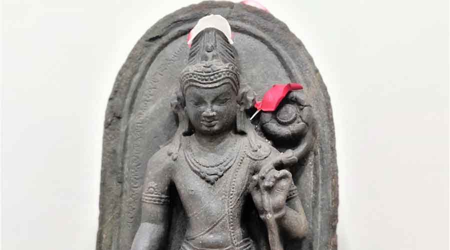 'Avalokiteshwara Padamapani' idol.