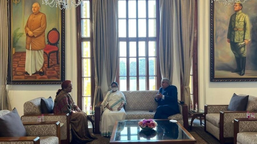 Chief minister Mamata Banerjee with Governor Jagdeep Dhankar at Raj Bhavan in Calcutta in Monday.