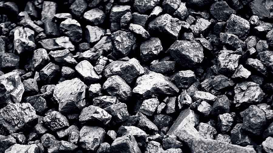 Sources at the check post said at least 500 trucks carrying coal enter West Bengal daily through the border on an average. 