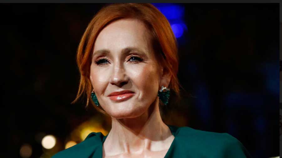 J.K. Rowling asks her Twitter followers to define 'woman', which leads to more than 25,000 different definitions