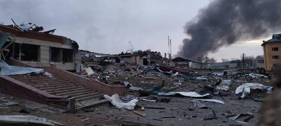 Russian air strike on a large Ukrainian military base near the Polish border on Sunday.