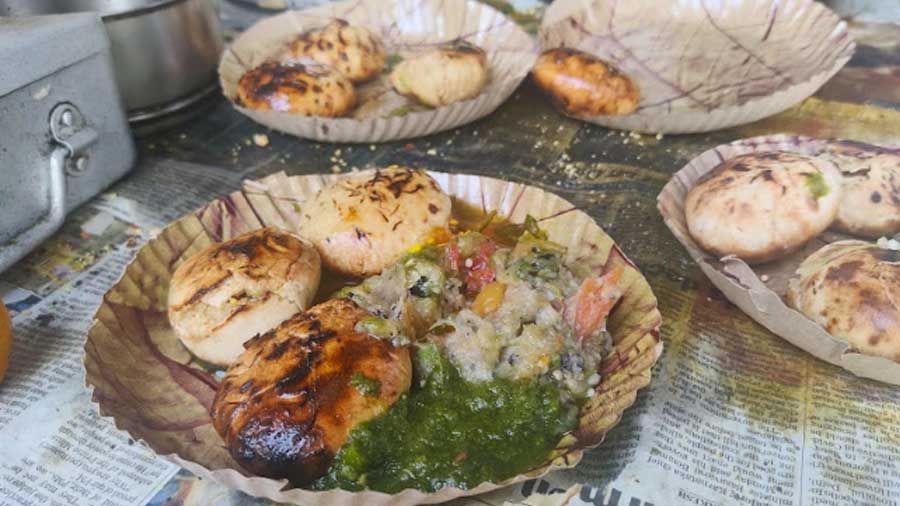 Prakash Litti Shop is among the first in the city to introduce a mutton litti variant