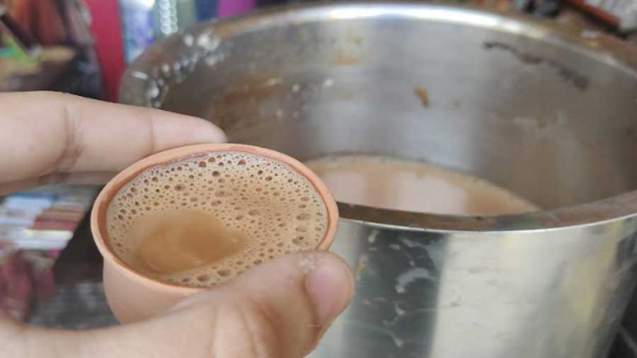 The gingery goodness of Kamal Tea Stall’s chai is the perfect companion for adda sessions
