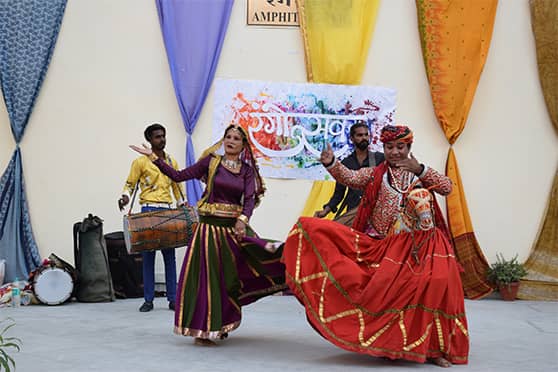 Artistes from Rajasthan perform Rajasthani folk dance for the students. 