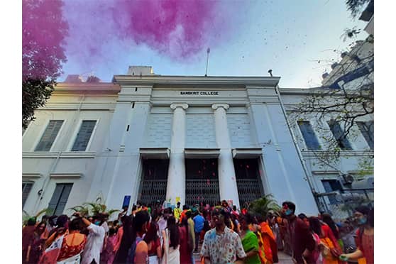 Splashes of colours welcome all students at the Sanskrit College gates. 