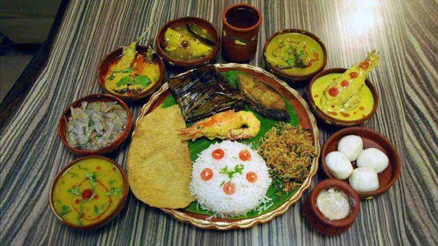 A Bengali fish thali from Guin Caterer 