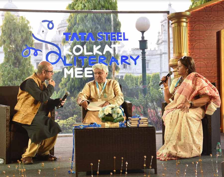 (From left) Poet Srijato Bandyopadhyay, poet-lyricist Javed Akhtar and writer-filmmaker Sangeeta Datta engaged in conversation on ‘Shaayri, Kobita’ at the Tata Steel Kolkata Literary Meet on Tuesday. The thought-provoking discussion was preceded by the unveiling of a Bengali translation of a poetry anthology by Javed Akhtar. Kolkata Literary Meet was inaugurated by Akhtar at Victoria Memorial Hall on Tuesday afternoon