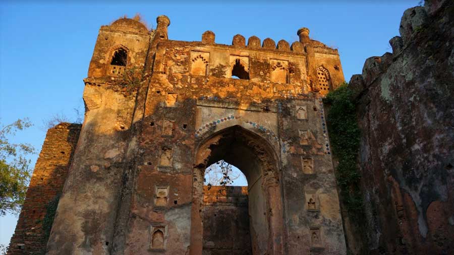 The 25-foot-high walls of the old fort are seven-feet thick and some of the stones still show the Mughal-era meenakari work 