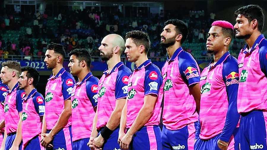 Rajasthan Royals pay tribute to their “First Royal” Shane Warne, who passed away in Thailand on March 4, before their match against Mumbai Indians at the DY Patil Stadium on Saturday. The first IPL final, between the Royals and Chennai Super Kings, was played at the same venue on June 1, 2008, and captain Warne had led them to victory in the inaugural edition of the tournament.