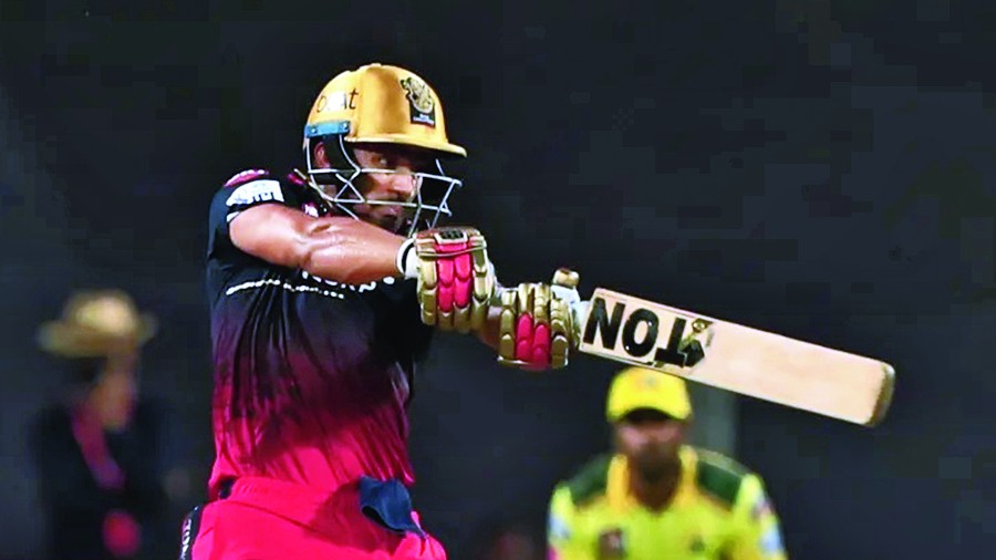 Royal Challengers Bangalore’s Mahipal Lomror during his 27-ball 42 against Chennai Super Kings  at the MCA Stadium in Pune on Wednesday.