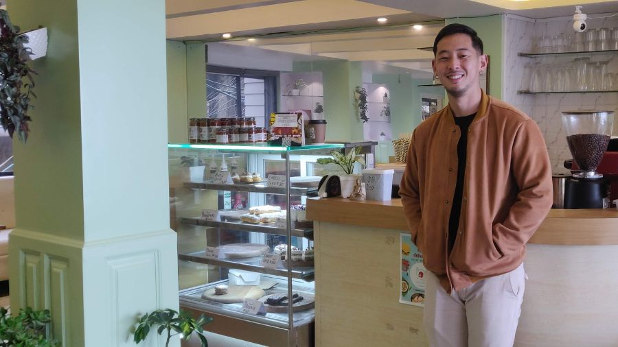  Meet the Xaverian who opened Burger Cartel in Darjeeling