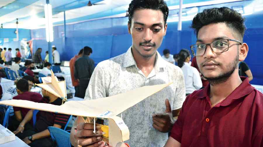 IEM students Dibyadarshi Das and Sameer Anand with their drone. 