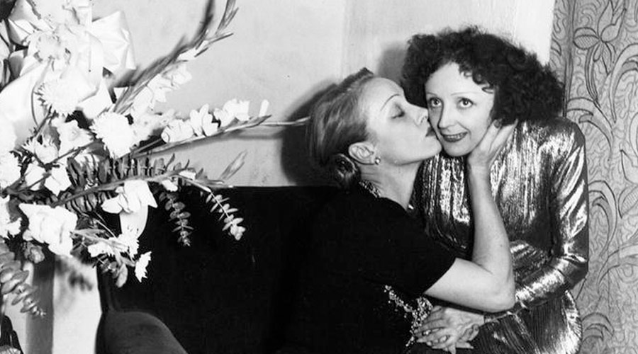 Marlene Dietrich (l) with chanson star Edith Piaf (r): Dietrich's daughter was convinced they were lovers