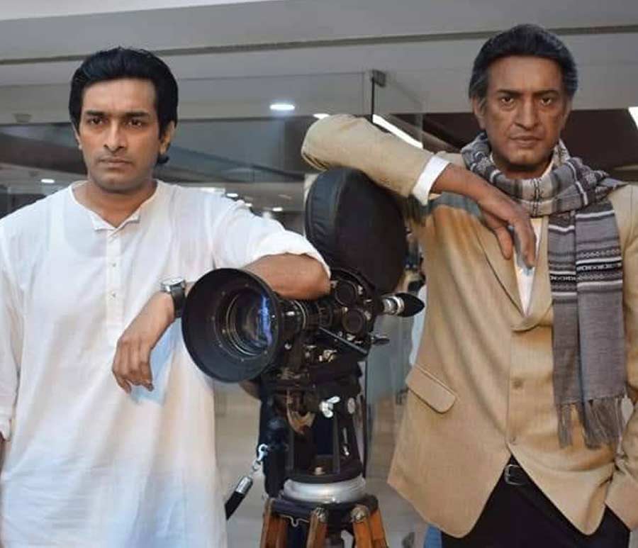 DOPPELGANGER: Actor Jeetu Kamal uploaded this photograph on Facebook on Wednesday, May 4. Kamal’s upcoming movie ‘Aparajito’, which is a tribute to the legendary filmmaker Satyajit Ray, will hit the theatres on May 13. The uncanny likeness of Kamal in the film with Ray has left many people spellbound 