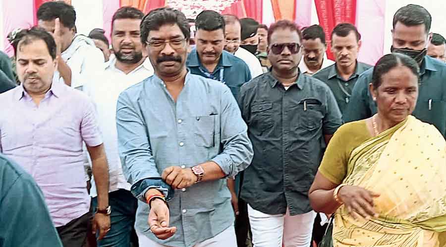 Hemant Soren arrives in Chakradharpur to attend the wedding reception of the son of cabinet minister Joba Majhi on Tuesday. 