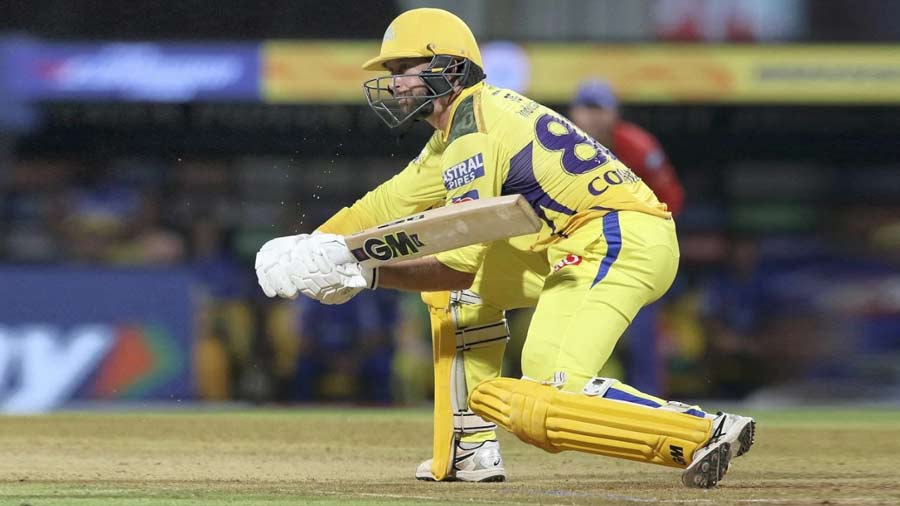 Devon Conway (CSK): In our best XI for the second week running, Conway shows no signs of slowing down at the top of the order, with a couple of cracking knocks for the Chennai Super Kings (CSK) over the past week. First, Conway played his part in a stiff run chase against the Royal Challengers Bangalore (RCB) with a breezy half-century, even though CSK’s finishers could not complete the job. Then, in arguably his finest T20 knock, he took the Delhi Capitals (DC) bowling apart with 87 runs off just 49 balls, showing supreme confidence in stepping out of his crease to attack DC’s spinners