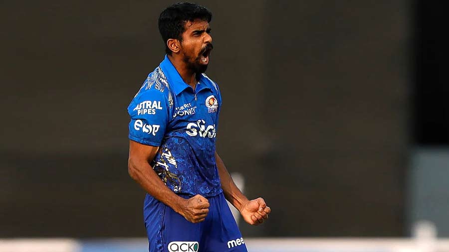 Murugan Ashwin (MI): He may not be the most recognisable name on the MI team sheet, but he is fast becoming one of the most indispensable ones. In a match that seemed all but lost against GT, with both Shubman Gill and Wriddhiman Saha looking in fine fettle, Ashwin produced a game-turning spell to hand the initiative back to Rohit Sharma and Co. Getting rid of Gill and Saha in the same over, Ashwin transferred the pressure to the GT batters, who suddenly found the pitch at Brabourne tricky to score on. After the double breakthrough, Ashwin held his line and length to keep things tight and force GT to make mistakes at the other end, which is exactly what led them to botch up a chase that seemed done and dusted at the halfway point