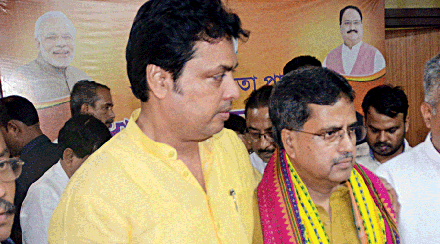Biplab Deb (left) with his successor Manik Saha in Agartala.
