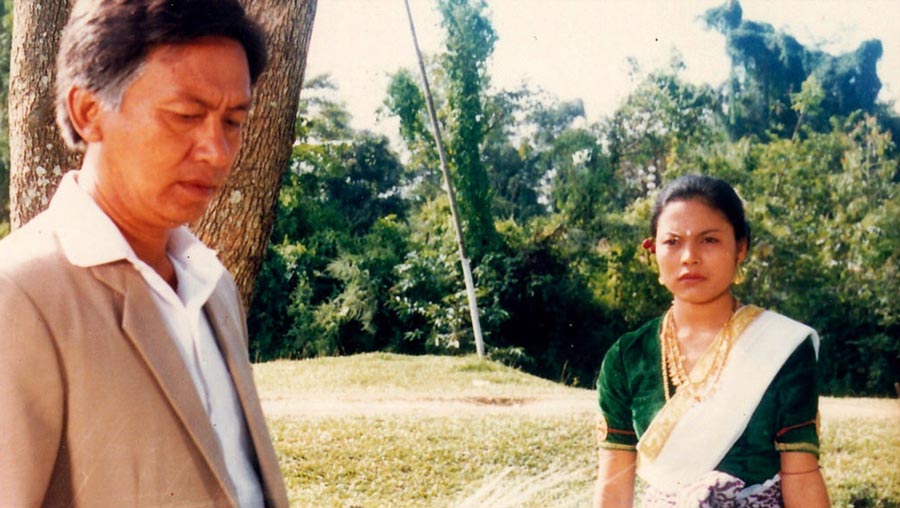 Ishanou (YouTube): Aribam Syam Sharma’s Manipuri film Ishanou was the first film from the northeast to be screened at the Cannes Film Festival, in 1991. The film tells the story of a young housewife named Tampha (Anoubam Kiranmala), who leaves home to follow her spiritual calling and joins the religious matriarchal sect of the Maibis