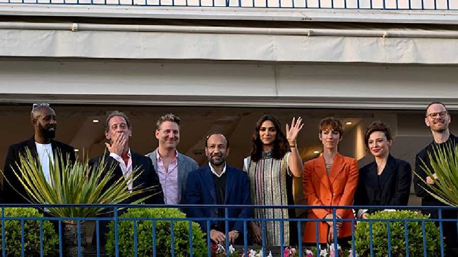 Deepika Padukone poses with Asghar Farhadi, Rebecca Hall and others as she attends the Cannes Film Festival jury dinner