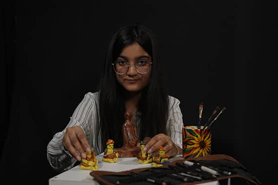 Rwitabina Gupta Bhaya finds acrylic and water colour the most challenging and enjoys doing oil painting. 