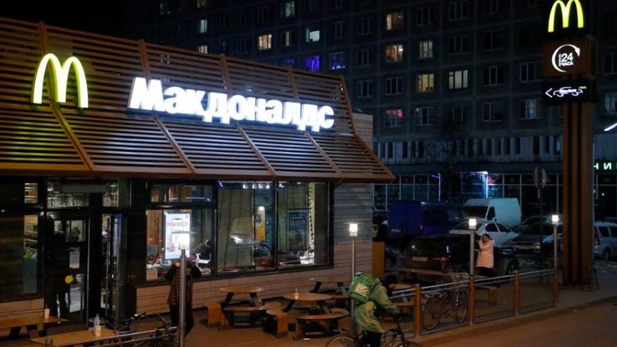 Russian authorities are planning to come up with McPutin, a burger chain whose products contain items sourced from every country that was a part of the erstwhile Soviet Union
