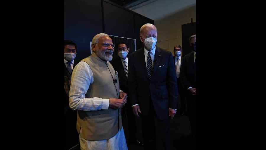Prime Minister Narendra Modi (L) with US President Joe Biden