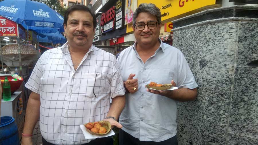  ‘Whenever I am in the area, I make it a point to visit Victoria Vada. I love their chutneys and you don’t get anything like this elsewhere,’ says Jiten Chawla, a customer of 10 years, who was visiting with his friend Anil Vijay, who has been a loyal customer for 30-odd years.
