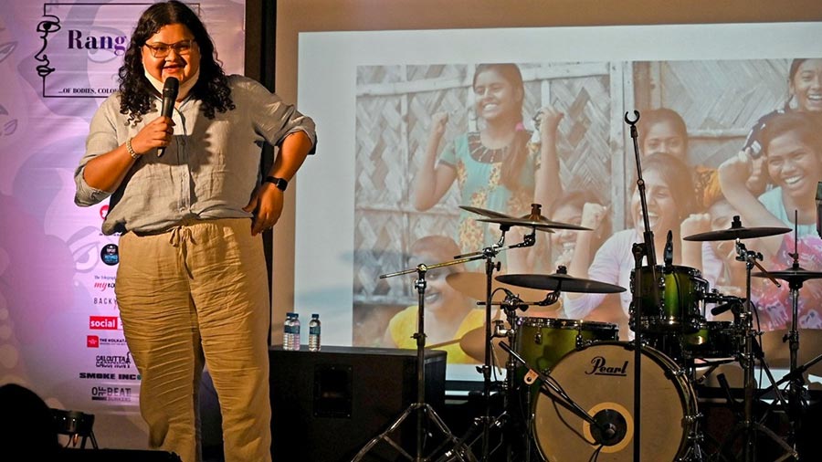 Supriya Joshi, aka Supaarwoman, brought on the laughs with her hilarious anecdotes – from an unconventional PUBG game and being mistaken for a man to growing younger. ‘The world will make all of us feel terrible about our bodies and identities, but we owe it to ourselves to not listen to the hate and love ourselves, as we are,’ she said.