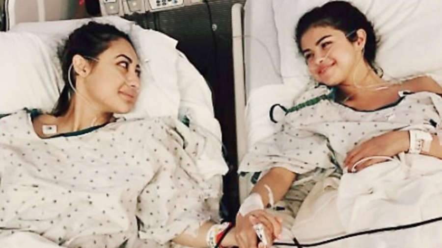 Picture of Selena Gomez, then 25, after undergoing a kidney transplant, seen with her friend and donor, Francia Raisa