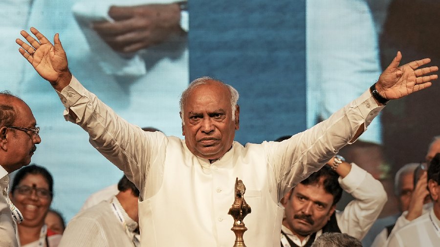  Army Day: Kharge lauds soldiers